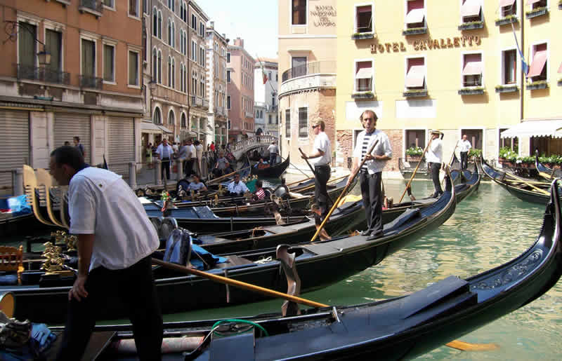 Paseo En Gondola En Venecia Horarios Y Precios